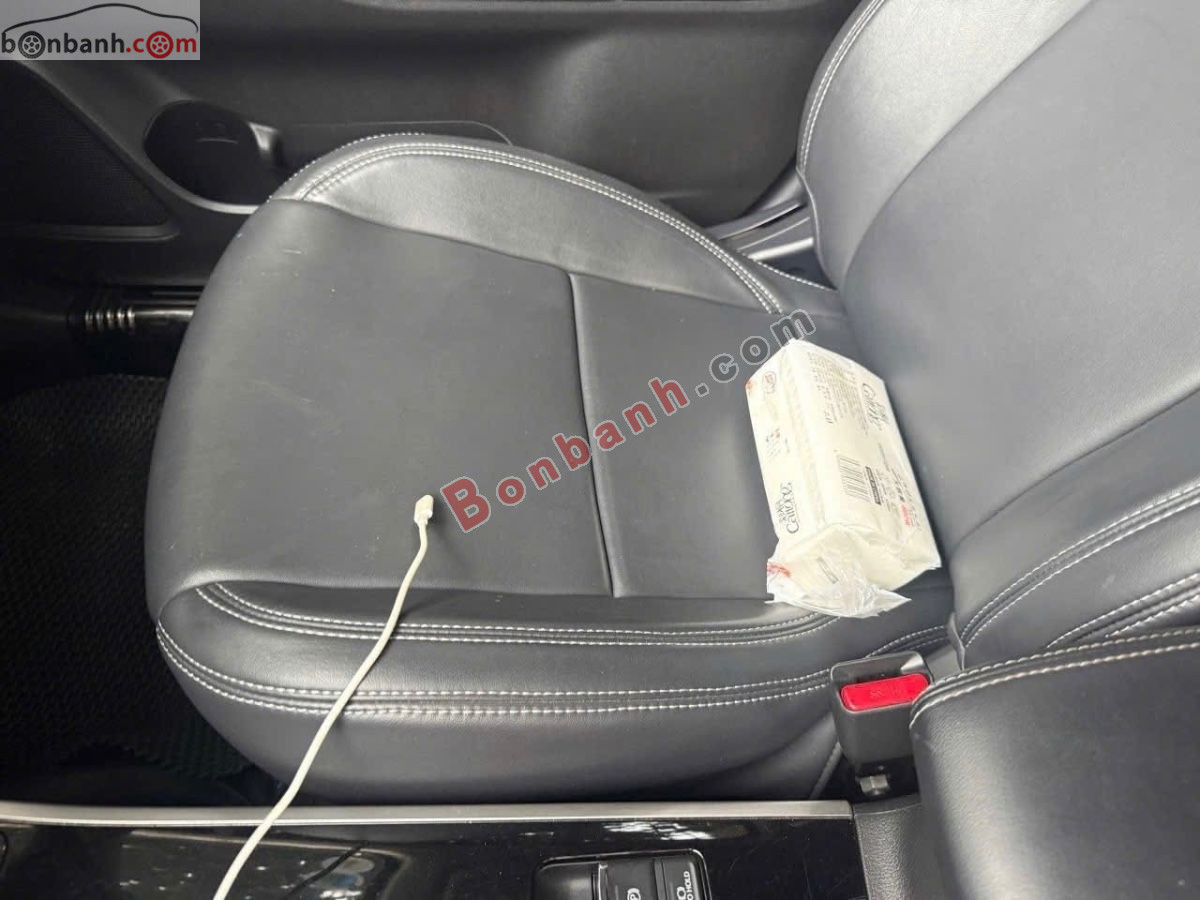 Bán ô tô Mitsubishi Outlander 2.0 CVT - 2020 - xe cũ