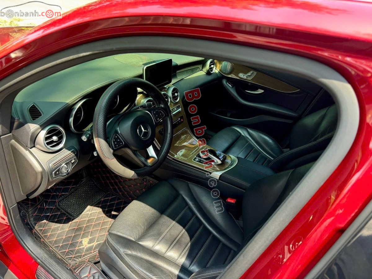 Bán ô tô Mercedes Benz GLC 250 4Matic - 2019 - xe cũ