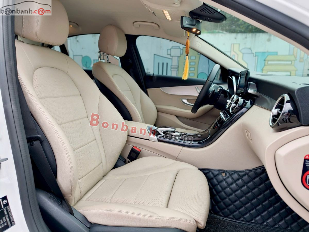Bán ô tô Mercedes Benz C class C180 AMG - 2021 - xe cũ