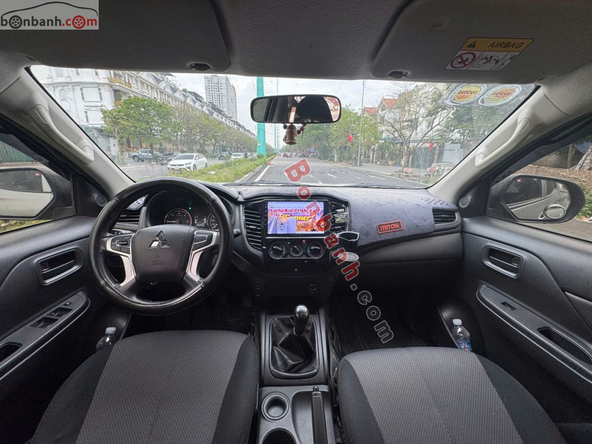 Bán ô tô Mitsubishi Triton 4x2 MT - 2020 - xe cũ