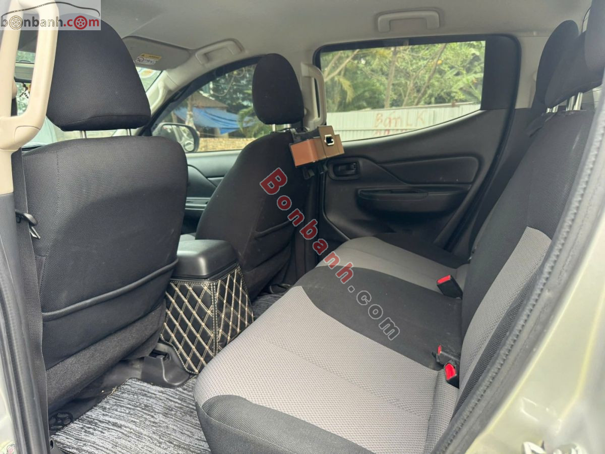 Bán ô tô Mitsubishi Triton 4x2 MT - 2020 - xe cũ