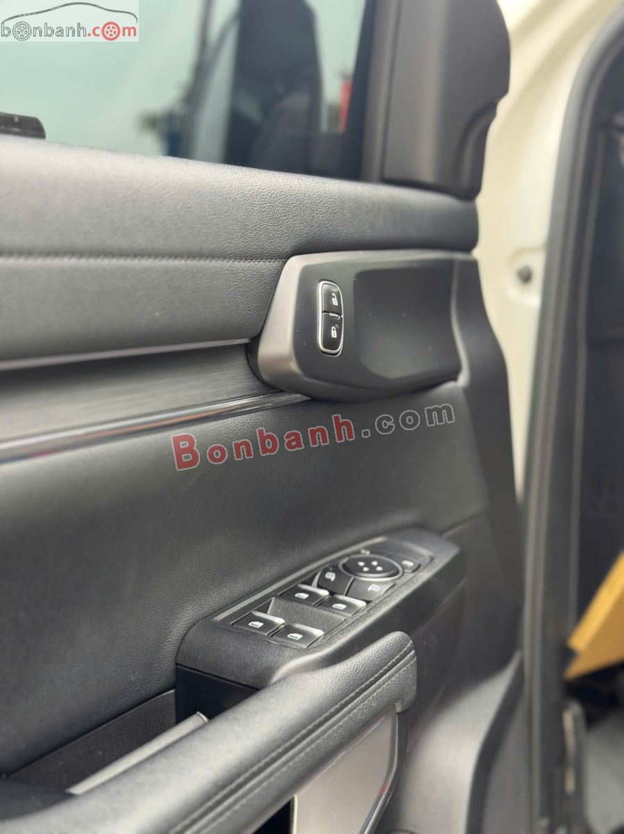 Bán ô tô Ford Everest Titanium 2.0L 4x2 AT - 2024 - xe cũ