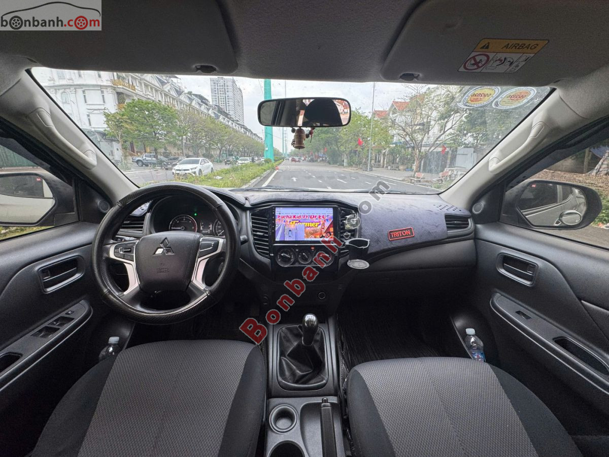 Bán ô tô Mitsubishi Triton 4x2 MT - 2020 - xe cũ
