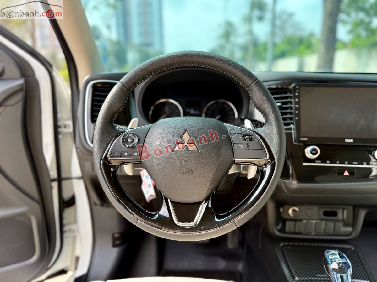 Bán ô tô Mitsubishi Outlander 2.0 CVT - 2023 - xe cũ