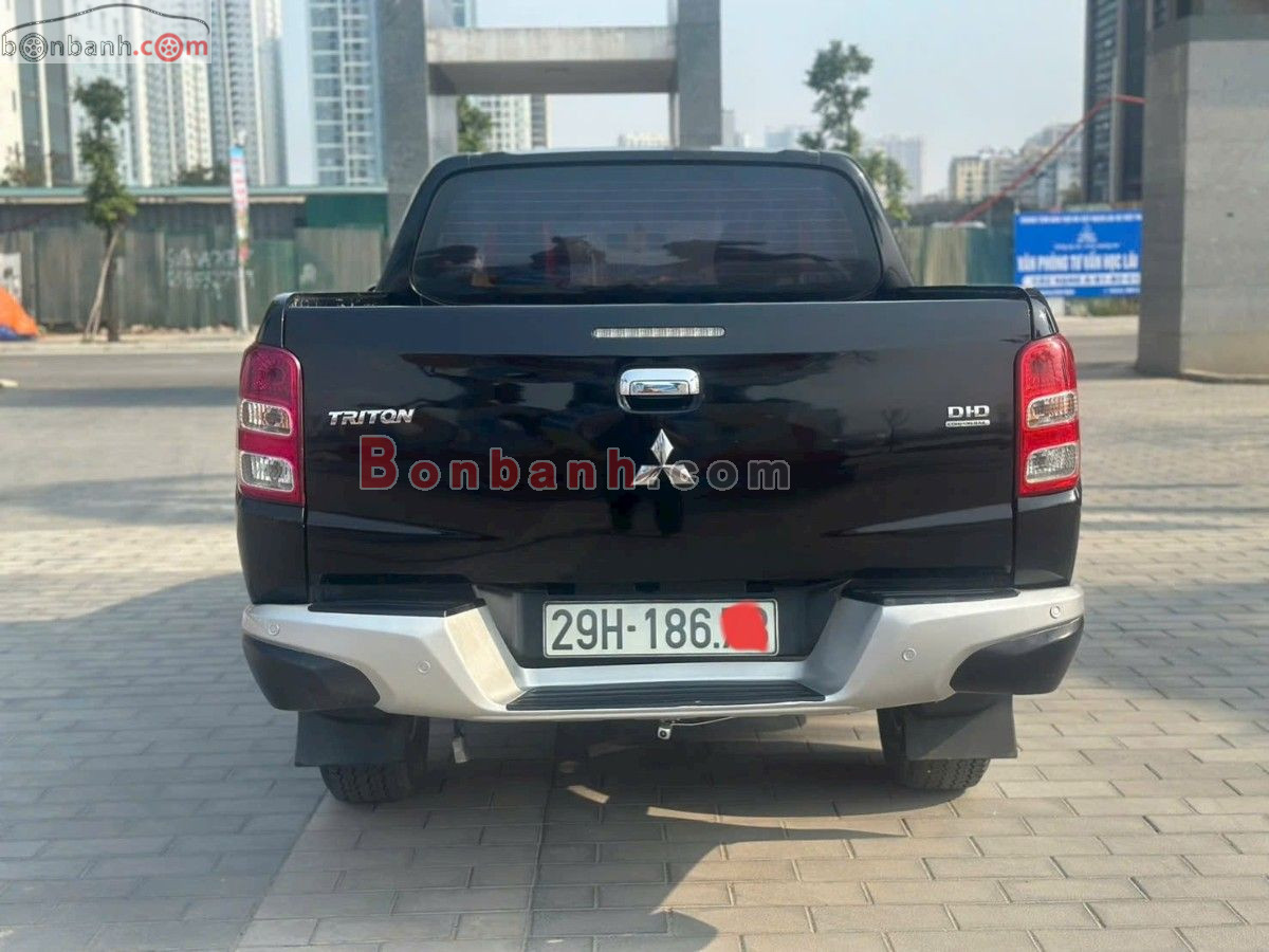 Bán ô tô Mitsubishi Triton 4x2 AT - 2018 - xe cũ