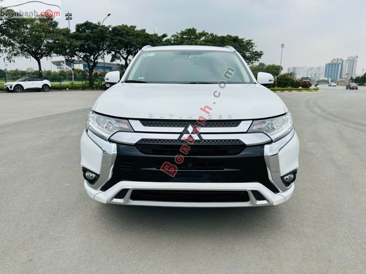 Bán ô tô Mitsubishi Outlander 2.0 CVT - 2022 - xe cũ