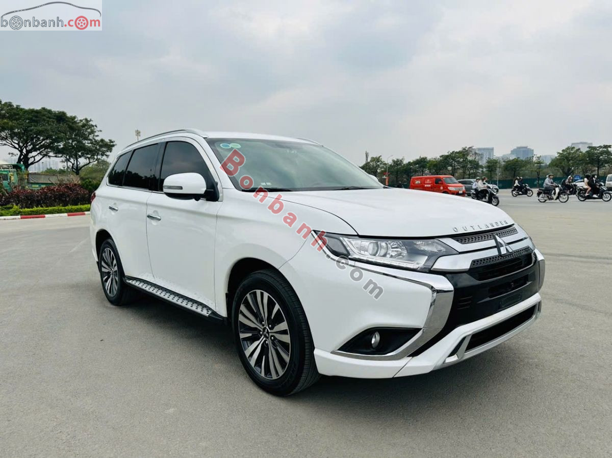Bán ô tô Mitsubishi Outlander 2.0 CVT - 2022 - xe cũ