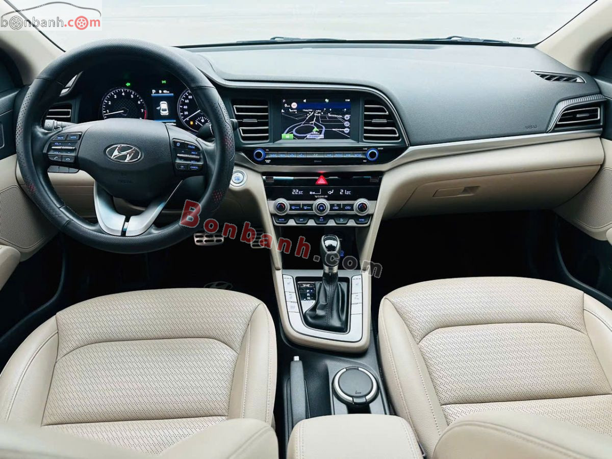 Bán ô tô Hyundai Elantra 2.0 AT - 2021 - xe cũ