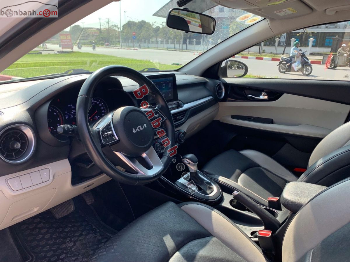 Bán ô tô Kia K3 Luxury 1.6 AT - 2022 - xe cũ