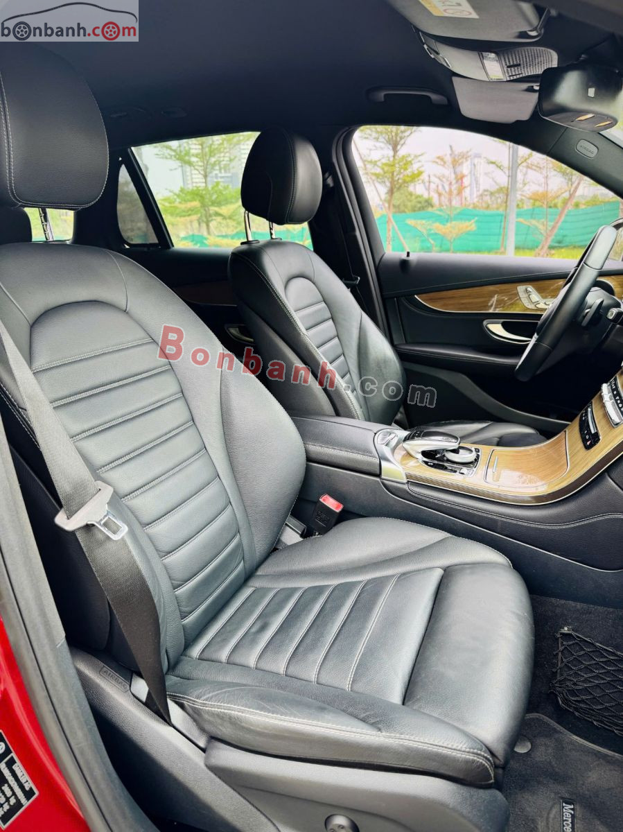 Bán ô tô Mercedes Benz GLC 250 4Matic - 2017 - xe cũ