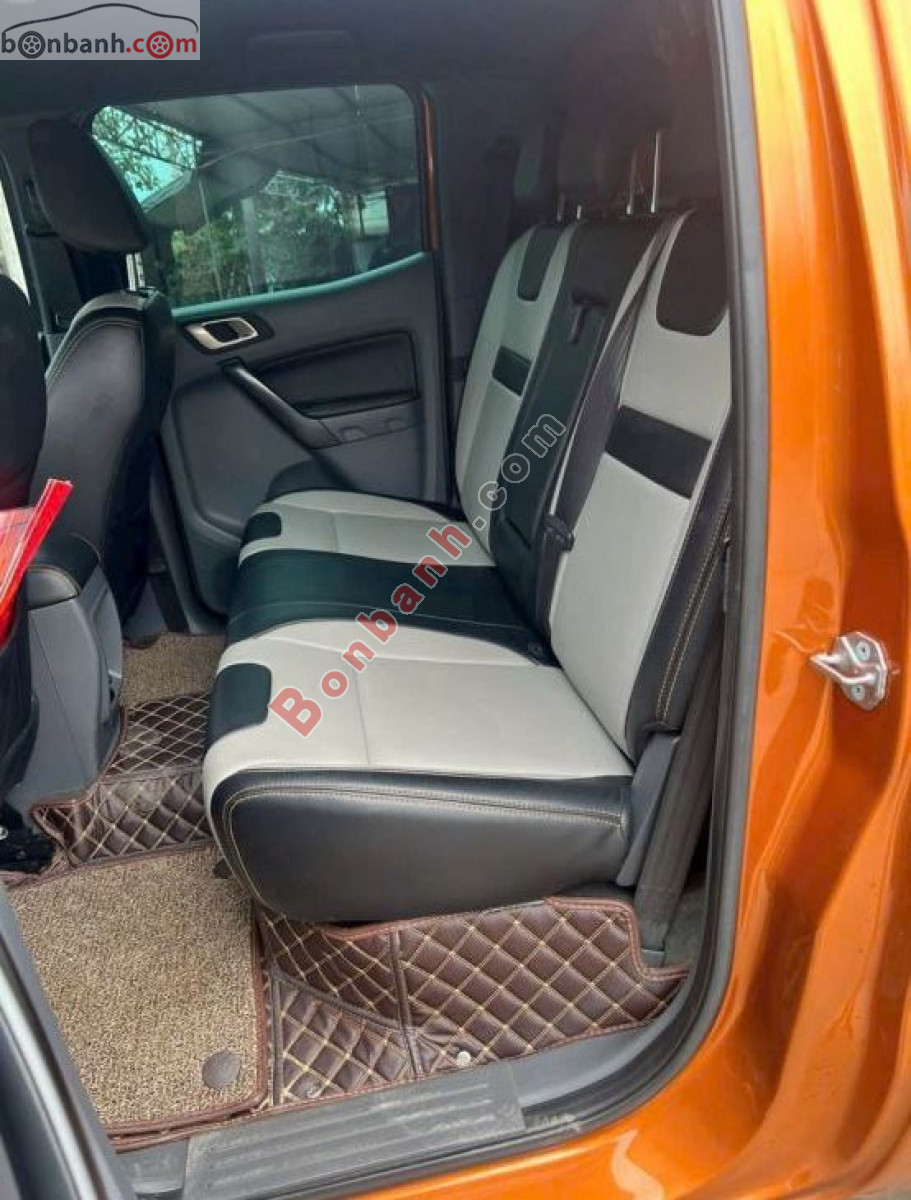 Bán ô tô Ford Ranger Wildtrak 3.2L 4x4 AT - 2017 - xe cũ