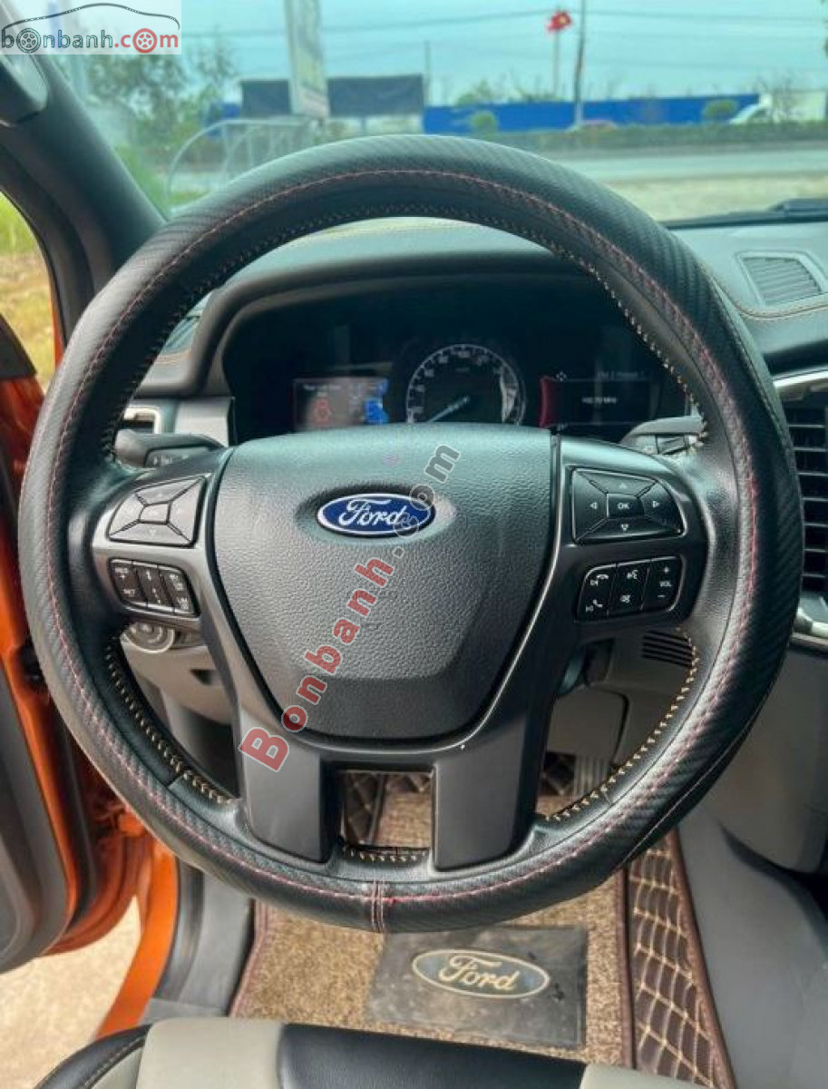 Bán ô tô Ford Ranger Wildtrak 3.2L 4x4 AT - 2017 - xe cũ