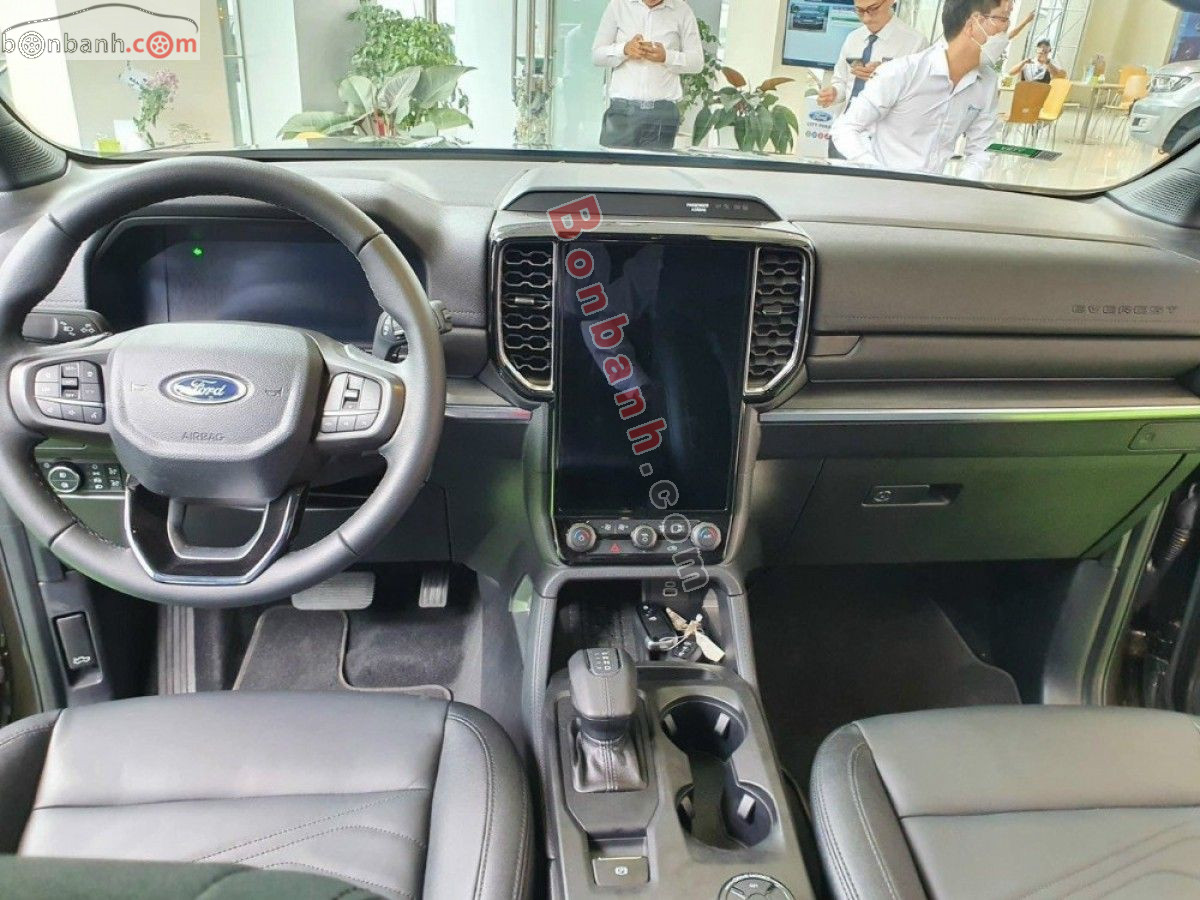 Bán ô tô Ford Everest Titanium Plus 2.0L 4x4 AT - 2026 - xe mới