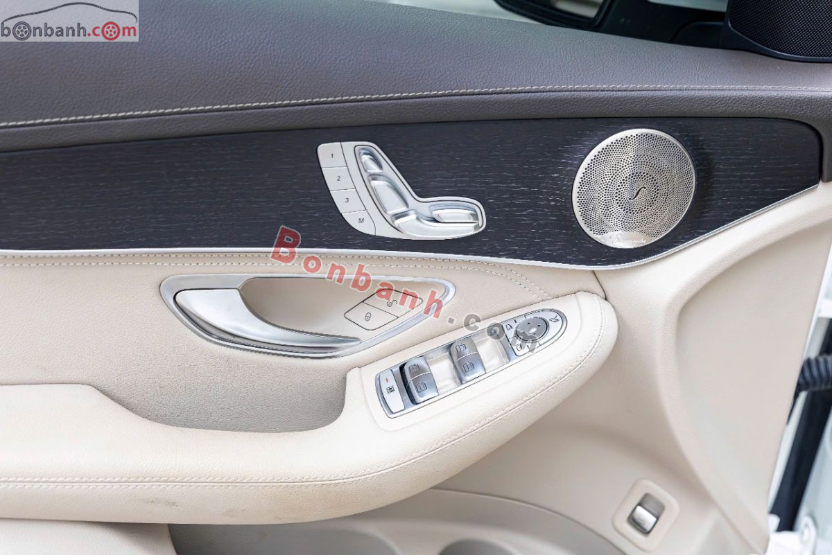 Bán ô tô Mercedes Benz GLC 300 4Matic - 2021 - xe cũ