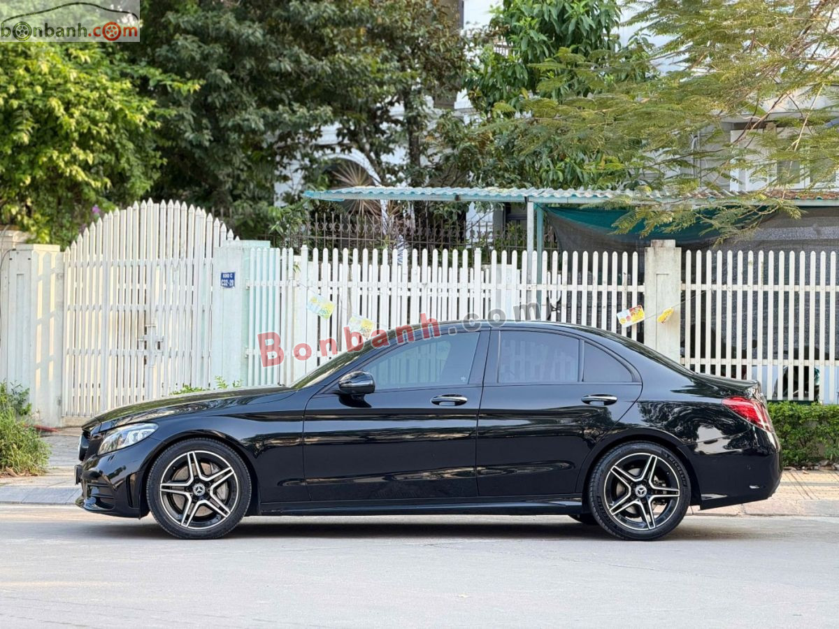 Bán ô tô Mercedes Benz C class C300 AMG - 2018 - xe cũ