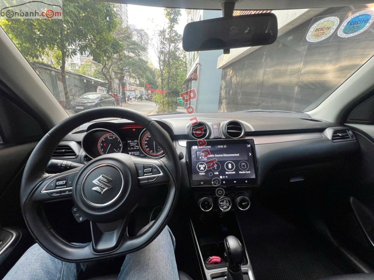 Bán ô tô Suzuki Swift GLX 1.2 AT - 2023 - xe cũ
