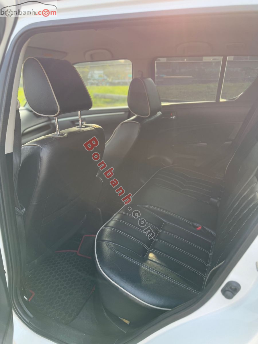 Bán ô tô Suzuki Swift 1.4 AT - 2017 - xe cũ