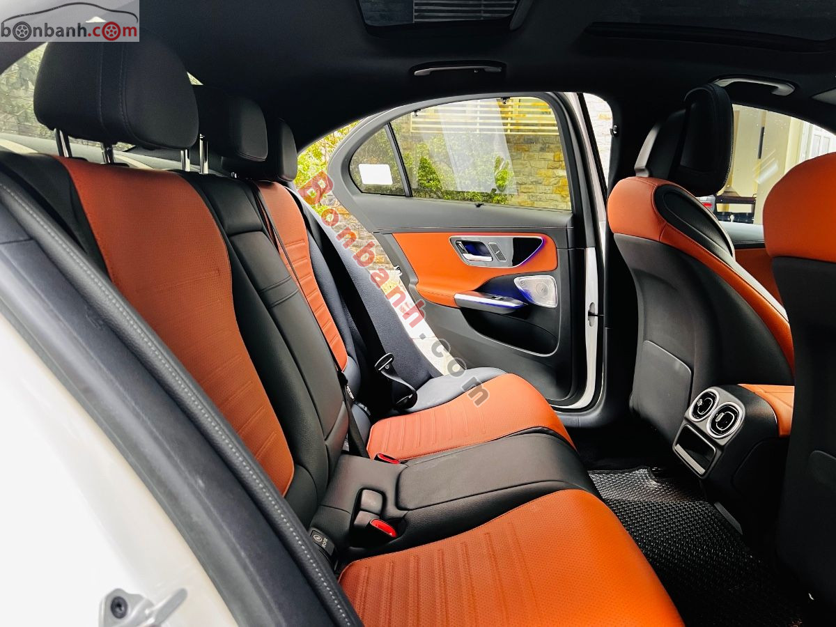 Bán ô tô Mercedes Benz C class C300 AMG - 2022 - xe cũ