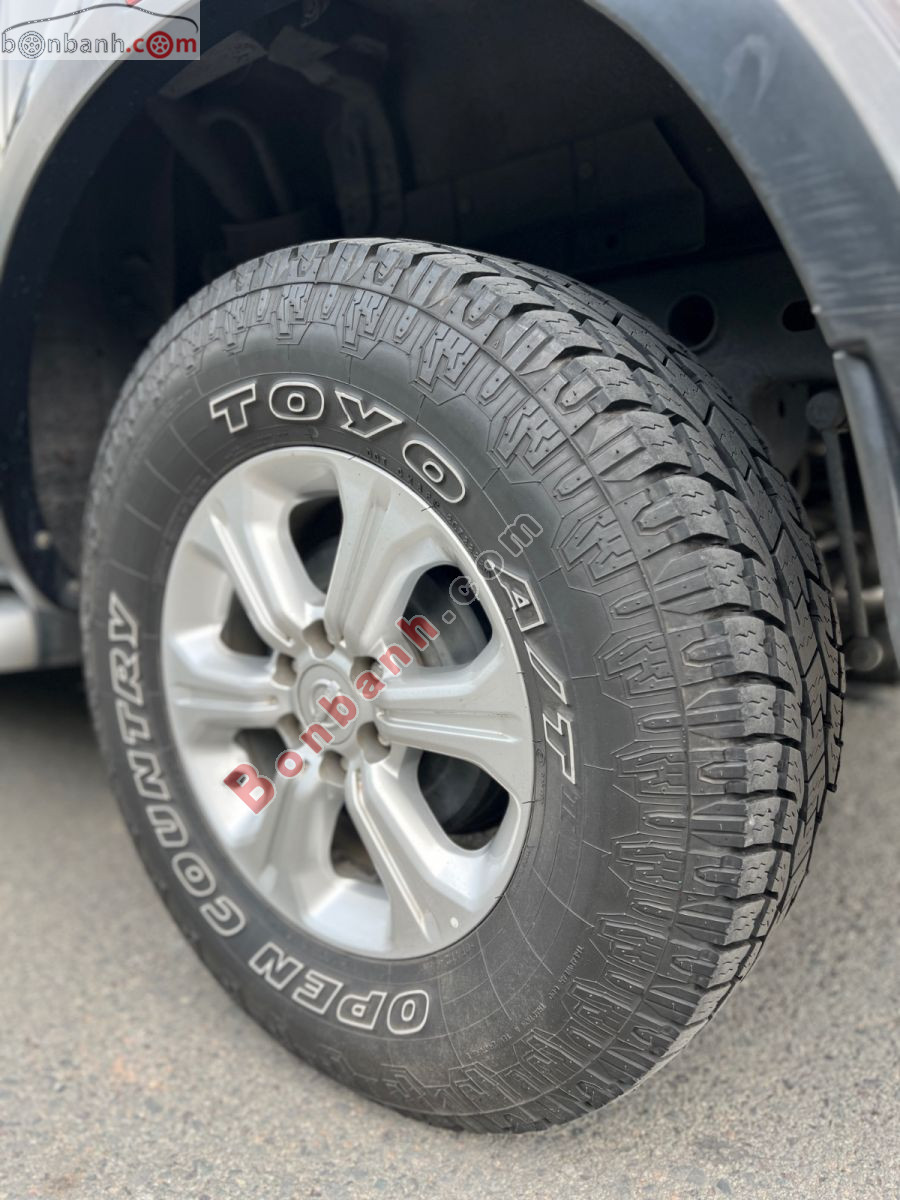 Bán ô tô Nissan Navara EL 2.5 AT 2WD - 2019 - xe cũ