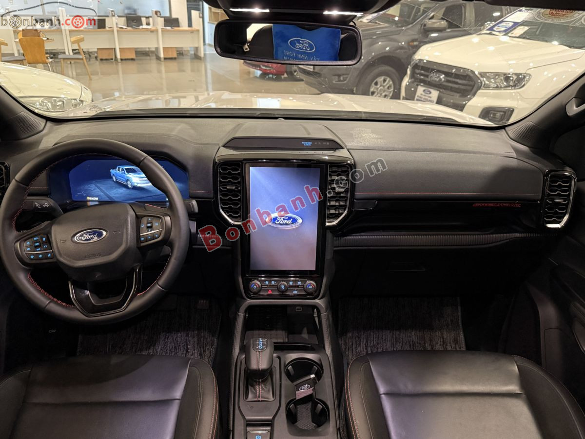 Bán ô tô Ford Ranger Stormtrak 2.0L 4x4 AT - 2025 - xe cũ