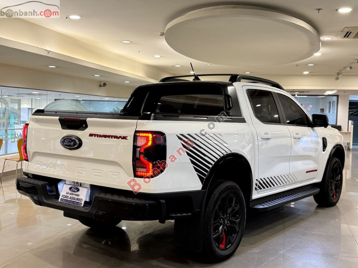 Bán ô tô Ford Ranger Stormtrak 2.0L 4x4 AT - 2025 - xe cũ