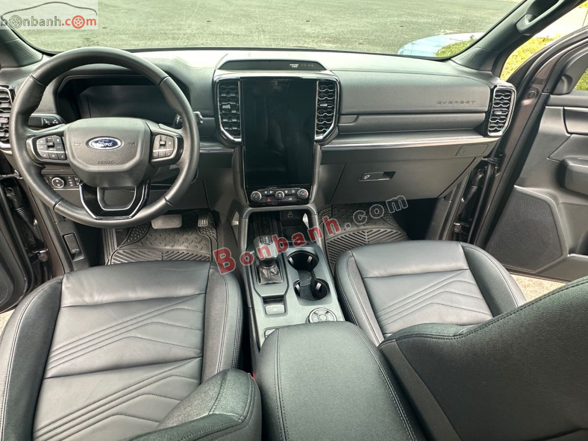 Bán ô tô Ford Everest Titanium Plus 2.0L 4x4 AT - 2022 - xe cũ