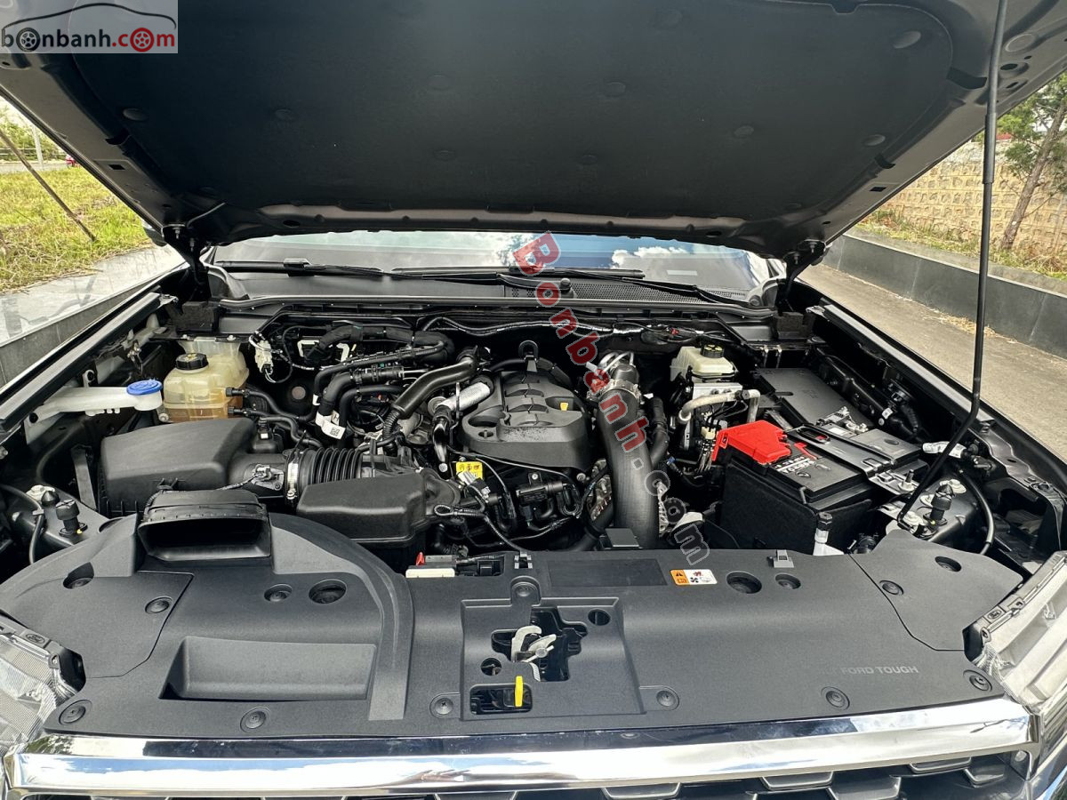 Bán ô tô Ford Everest Titanium Plus 2.0L 4x4 AT - 2022 - xe cũ