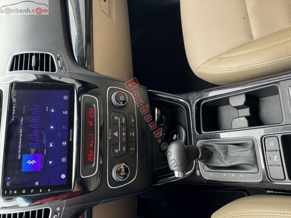 Bán ô tô Kia Sorento 2.4 GAT Deluxe - 2019 - xe cũ