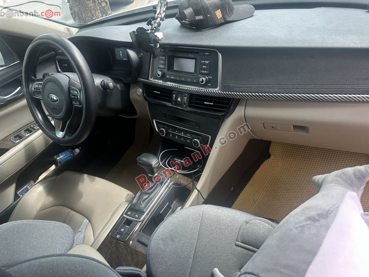 Bán ô tô Kia Optima 2.0 AT - 2017 - xe cũ