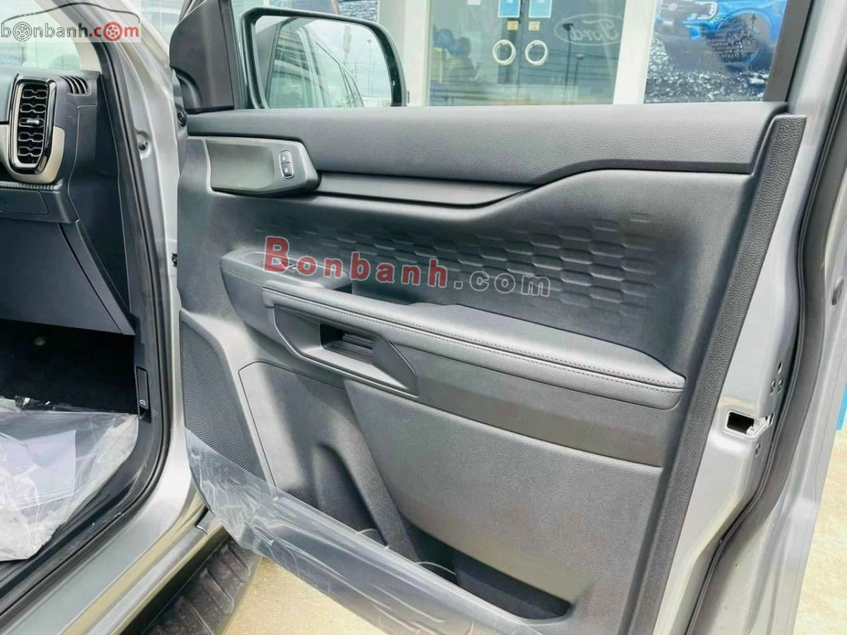 Bán ô tô Ford Everest Ambiente 2.0L 4x2 AT - 2026 - xe mới