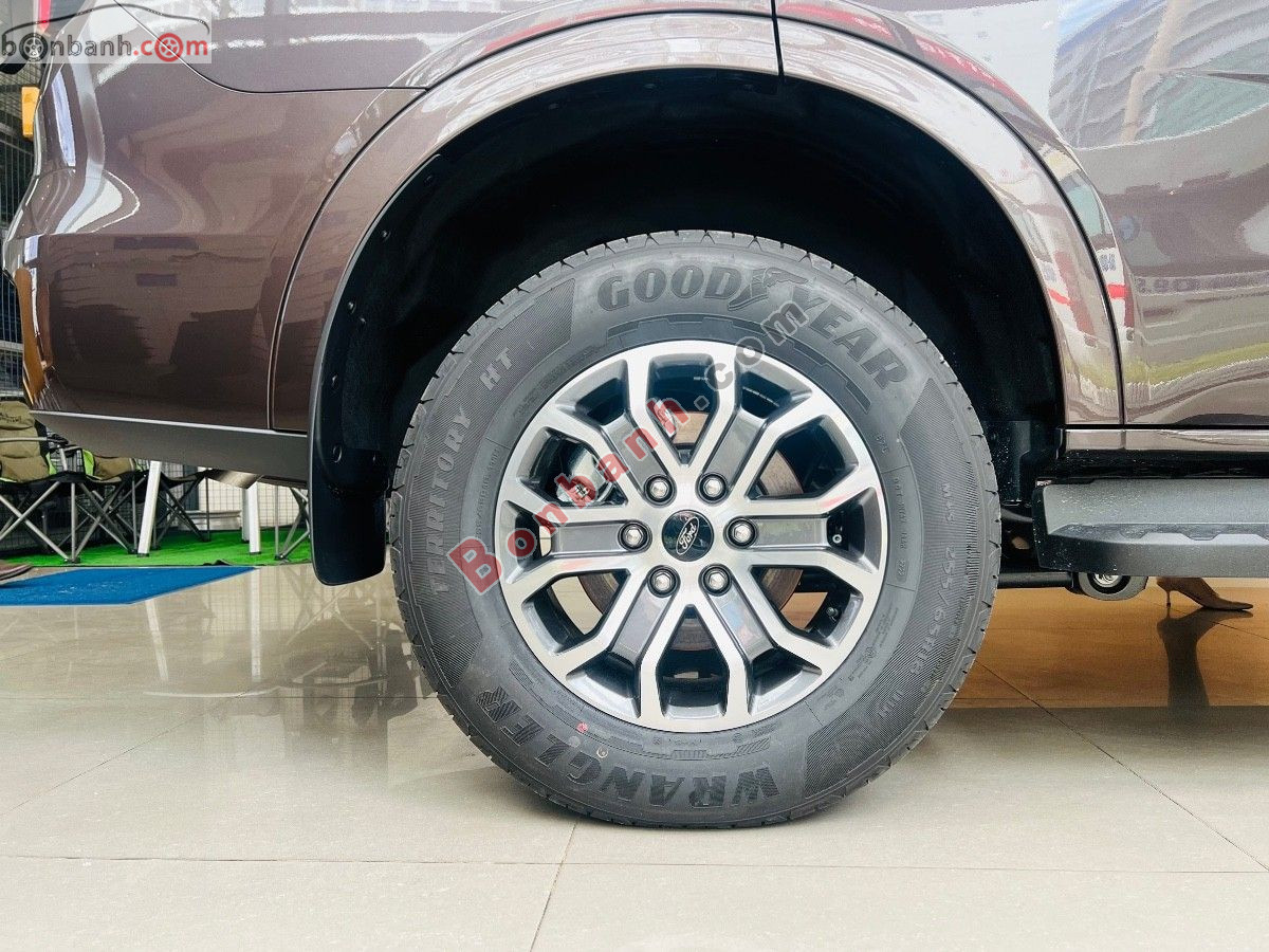 Bán ô tô Ford Everest Ambiente 2.0L 4x2 AT - 2026 - xe mới