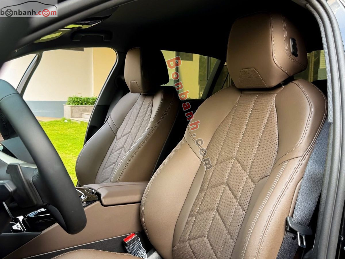 Bán ô tô BMW 5 Series 520i - 2024 - xe cũ