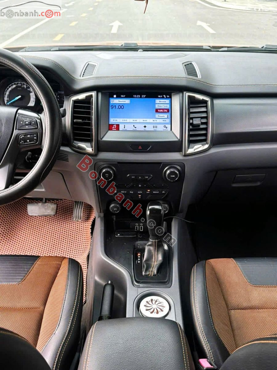 Bán ô tô Ford Ranger Wildtrak 2.2L 4x2 AT - 2017 - xe cũ