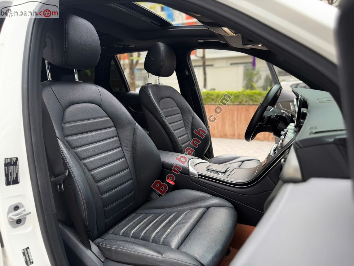 Bán ô tô Mercedes Benz GLC 300 4Matic - 2021 - xe cũ