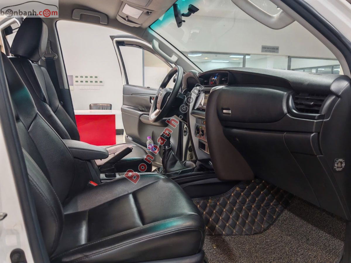 Bán ô tô Toyota Fortuner 2.4G 4x2 MT - 2019 - xe cũ