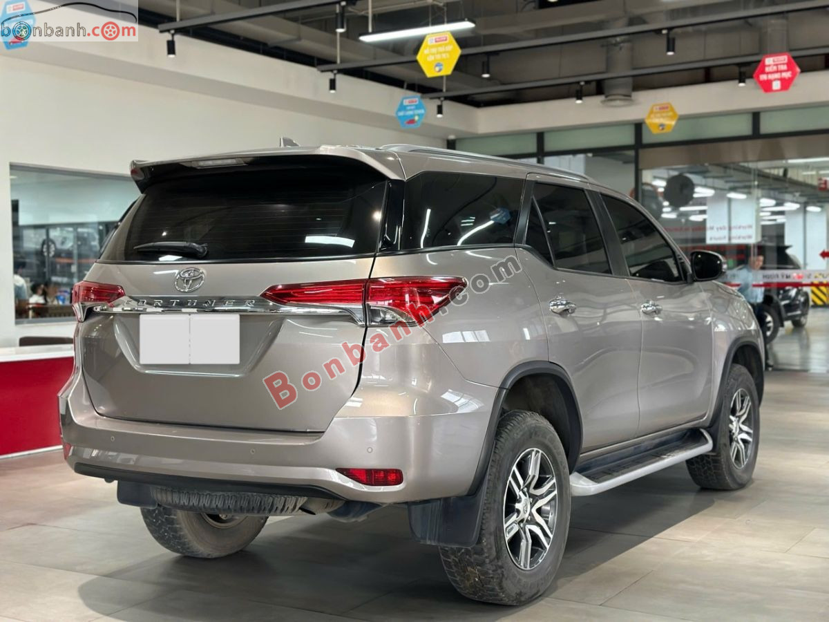 Bán ô tô Toyota Fortuner 2.4L 4x2 AT - 2023 - xe cũ