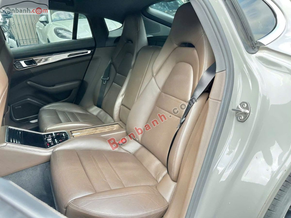Bán ô tô Porsche Panamera 3.0 V6 - 2018 - xe cũ