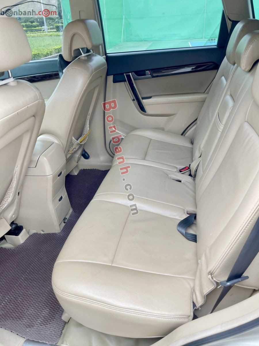 Bán ô tô Chevrolet Captiva LTZ 2.4 AT - 2011 - xe cũ