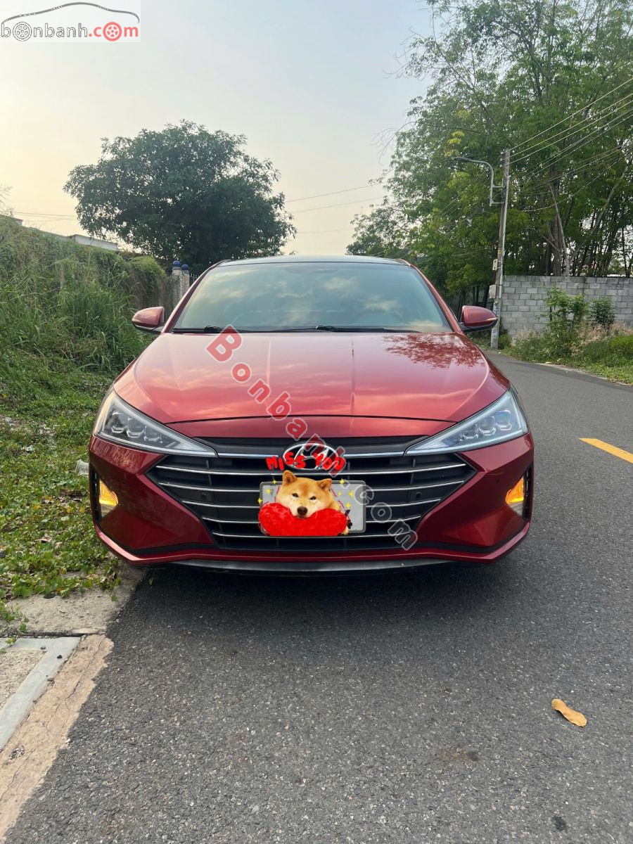 Bán ô tô Hyundai Elantra 2.0 AT - 2019 - xe cũ