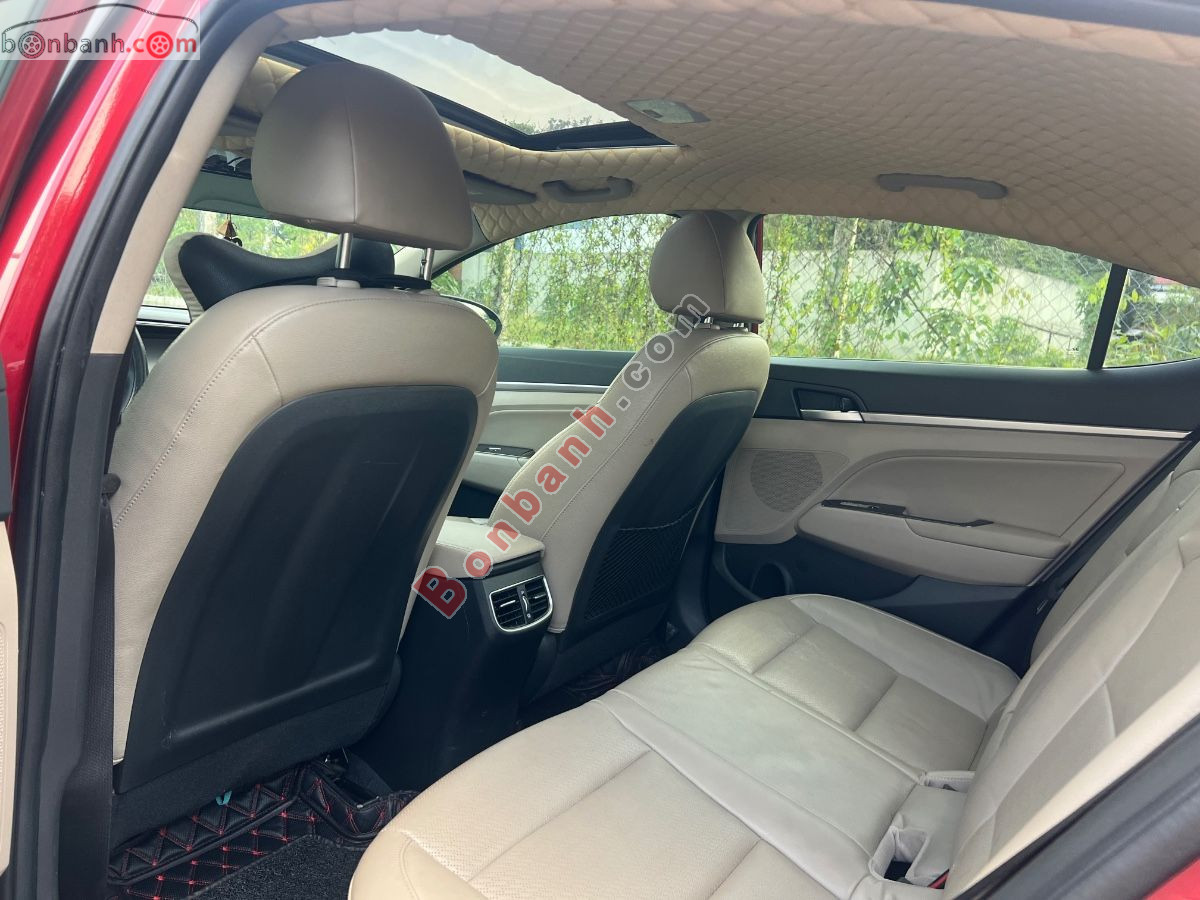 Bán ô tô Hyundai Elantra 2.0 AT - 2019 - xe cũ
