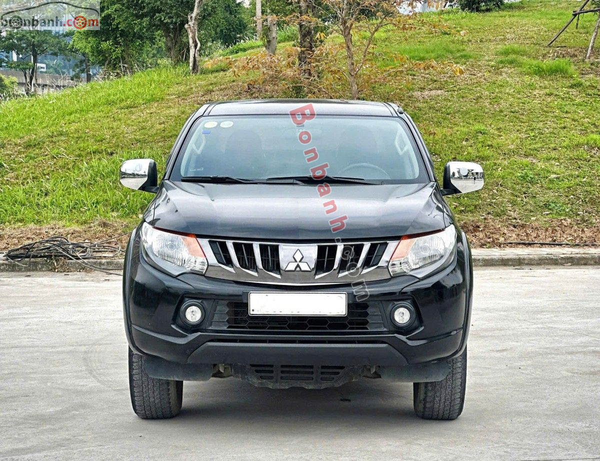 Bán ô tô Mitsubishi Triton 4x2 AT - 2018 - xe cũ
