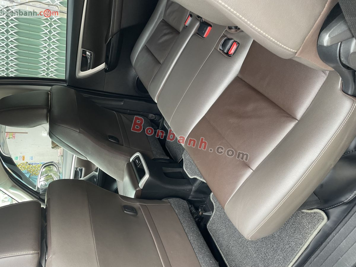 Bán ô tô Toyota Fortuner 2.4G 4x2 AT - 2019 - xe cũ