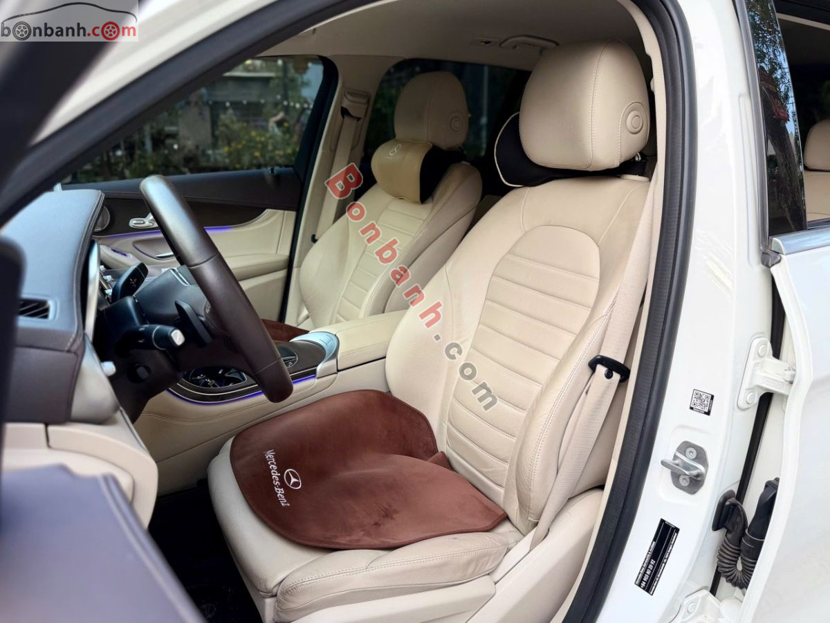 Bán ô tô Mercedes Benz GLC 200 4Matic - 2020 - xe cũ