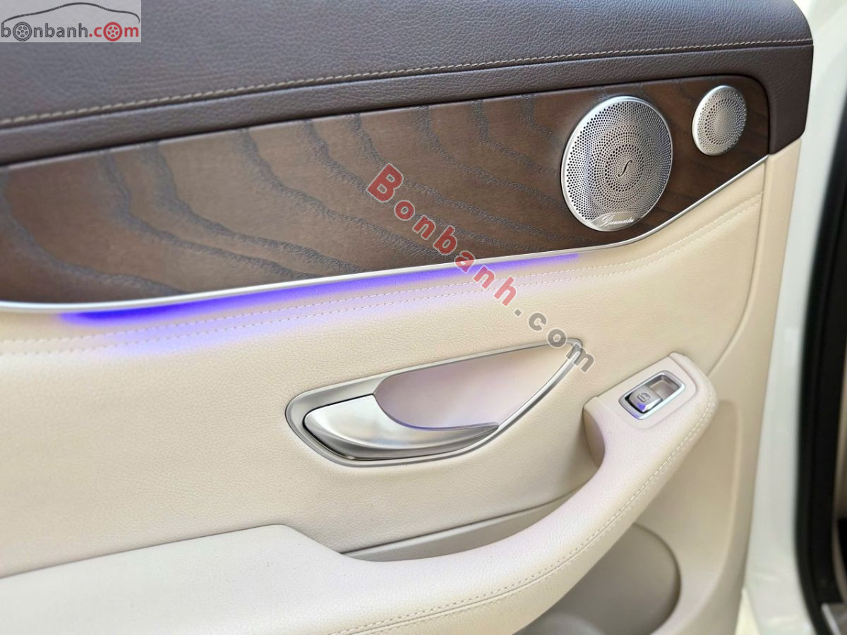 Bán ô tô Mercedes Benz GLC 200 4Matic - 2020 - xe cũ