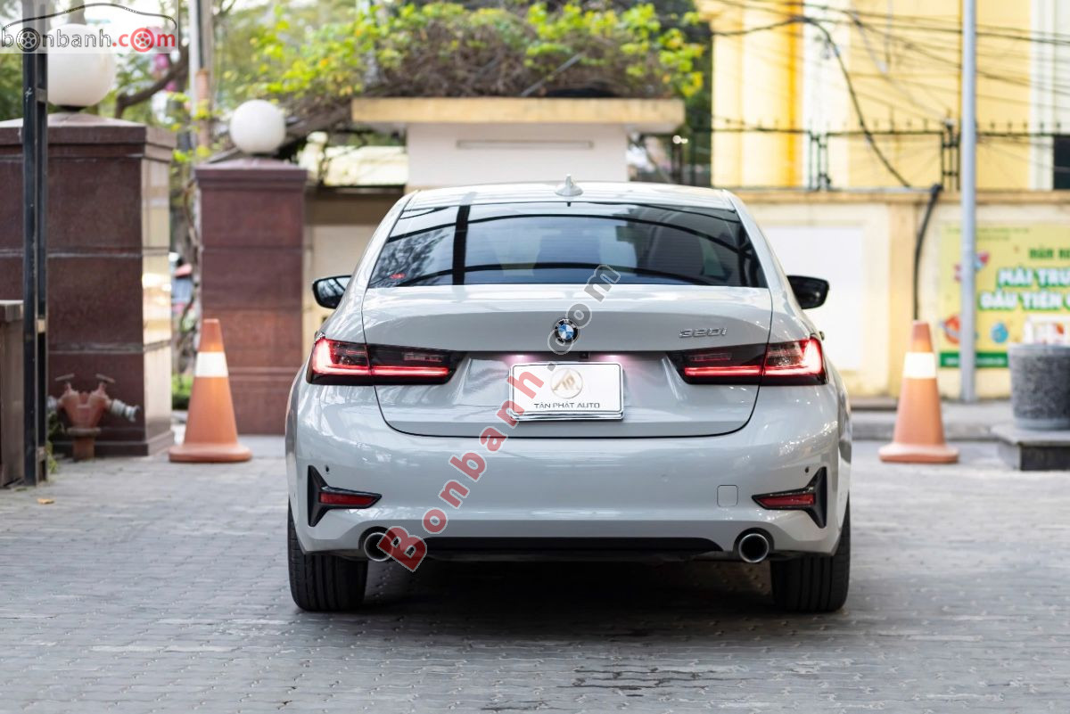 Bán ô tô BMW 3 Series 320i Sport Line - 2022 - xe cũ