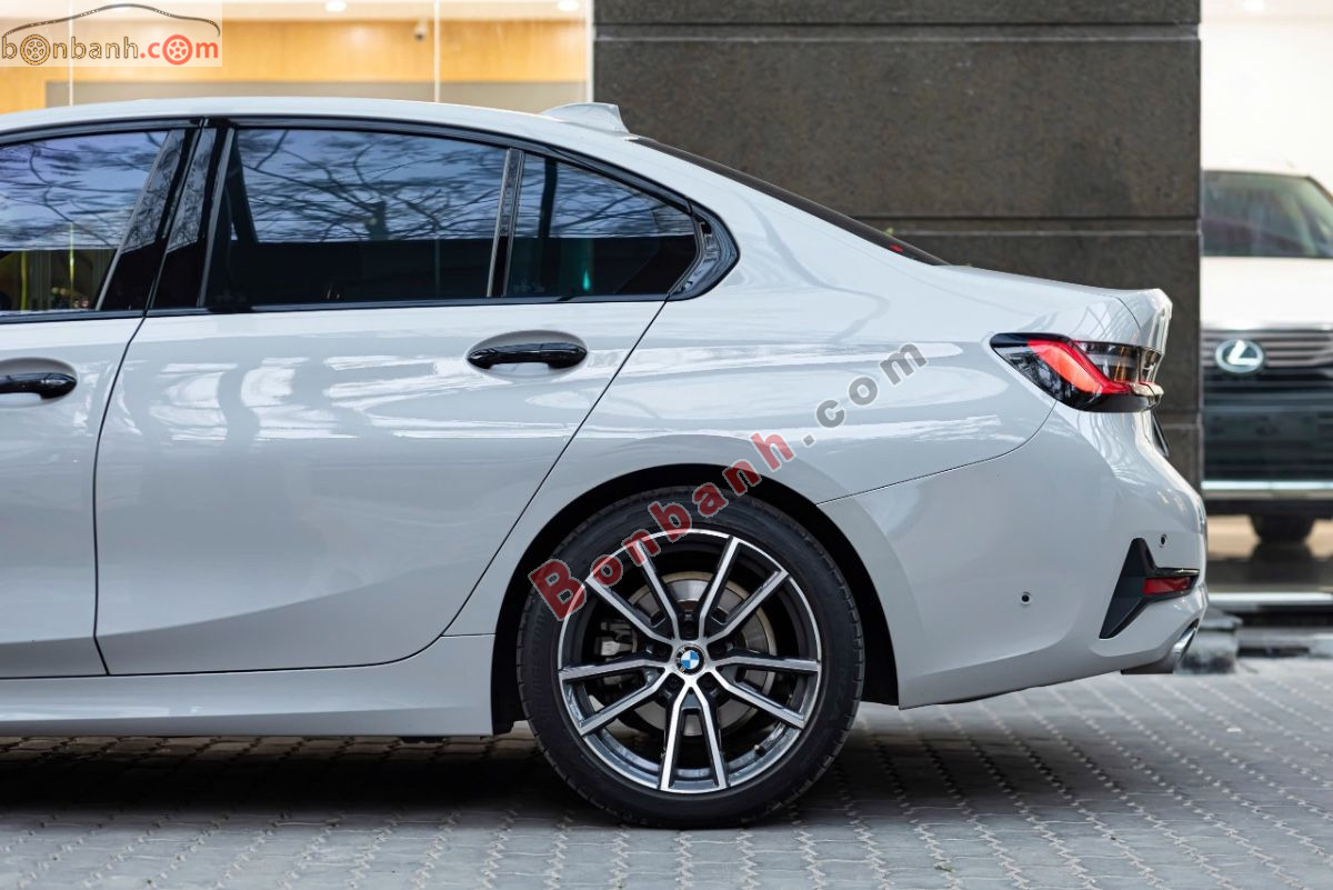Bán ô tô BMW 3 Series 320i Sport Line - 2022 - xe cũ