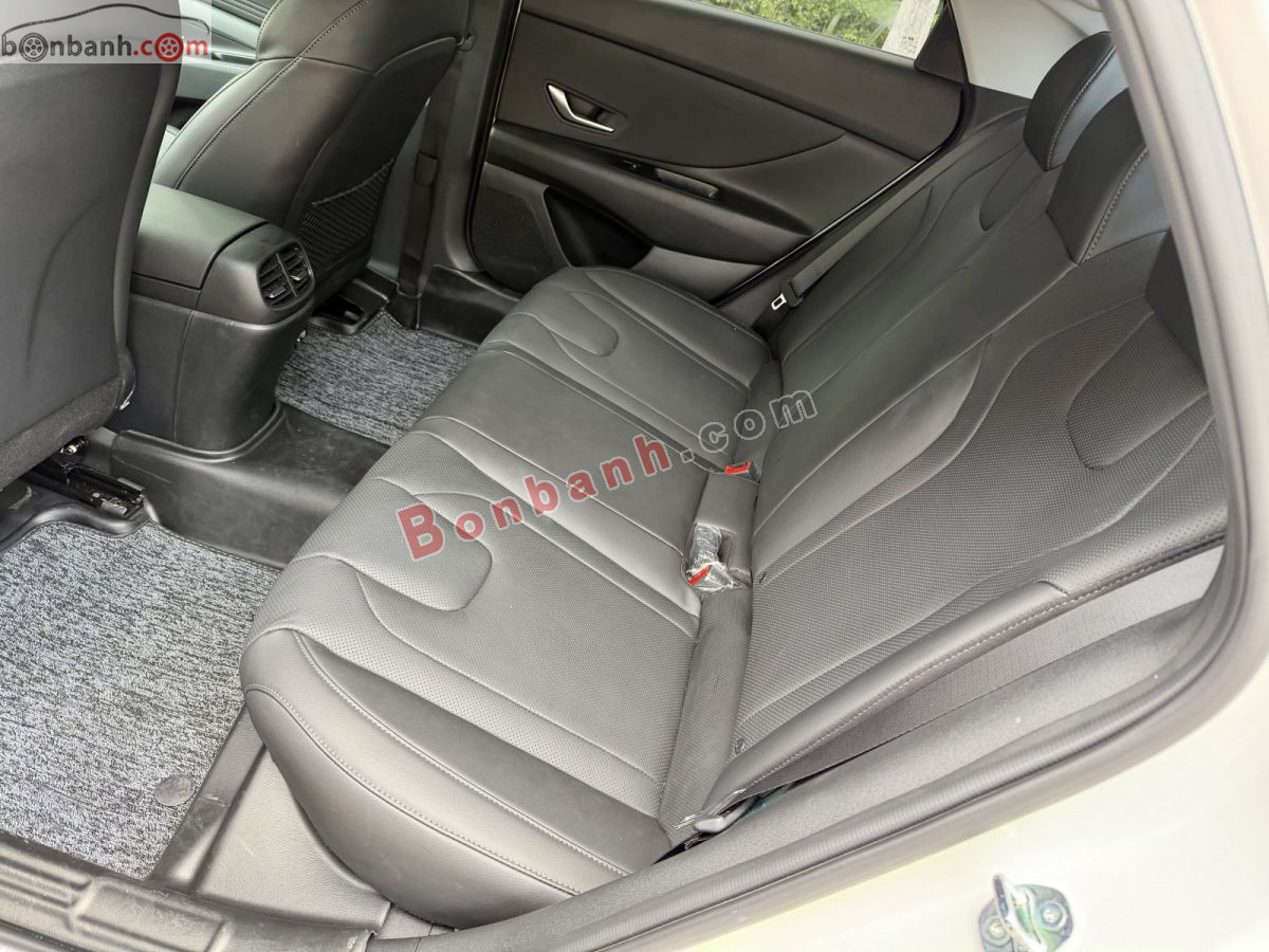 Bán ô tô Hyundai Elantra 1.6 AT Đặc biệt - 2025 - xe cũ