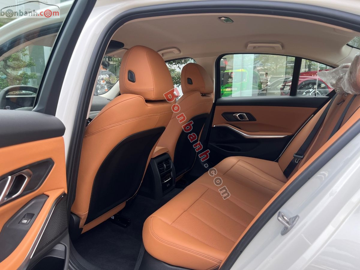 Bán ô tô BMW 3 Series 320i Sport Line - 2025 - xe mới