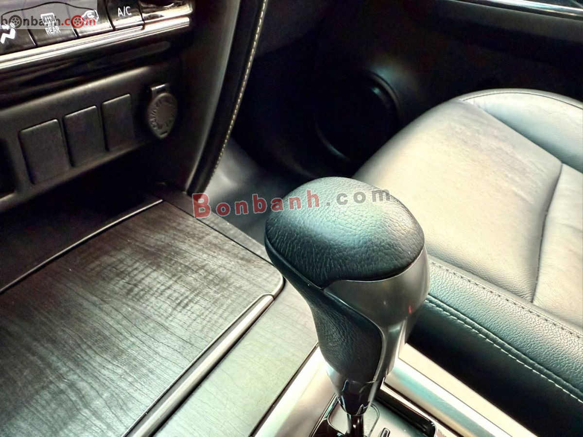 Bán ô tô Toyota Fortuner 2.4G 4x2 AT - 2021 - xe cũ