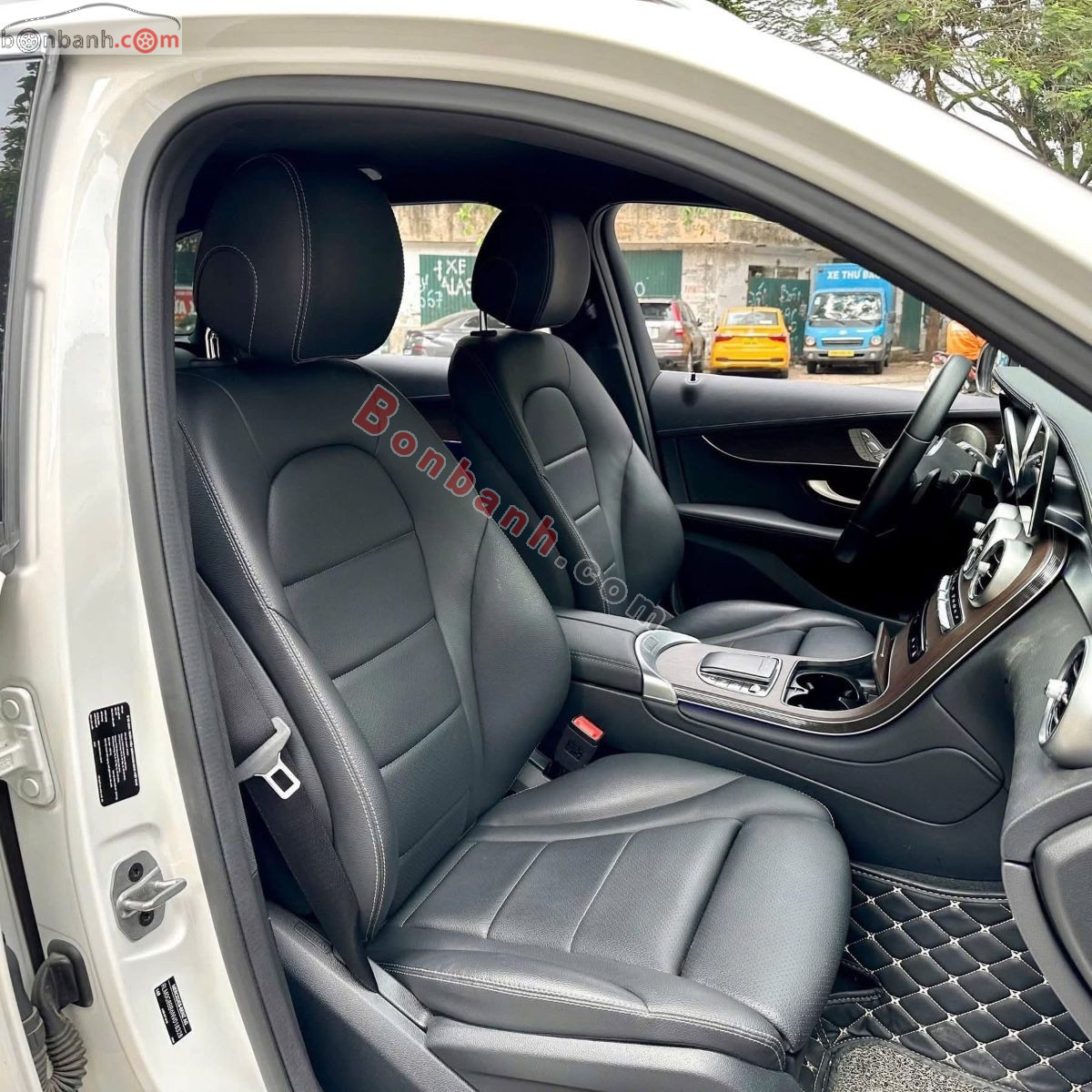 Bán ô tô Mercedes Benz GLC 200 4Matic - 2022 - xe cũ